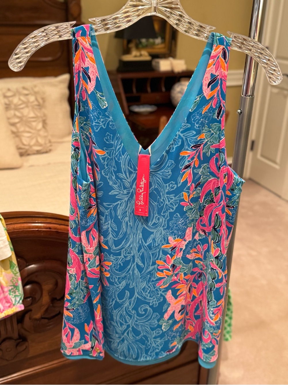 Lilly Pulitzer Teal Floral reversible V-Neck Top with Pink Tag